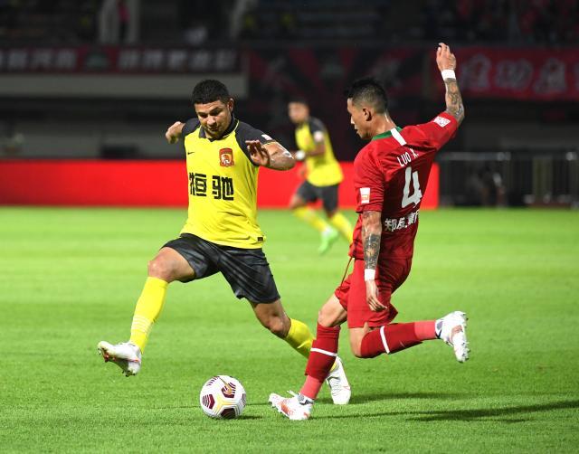 九游-广州4归化0外援难赢河南 卡帅的愁也是各队的难