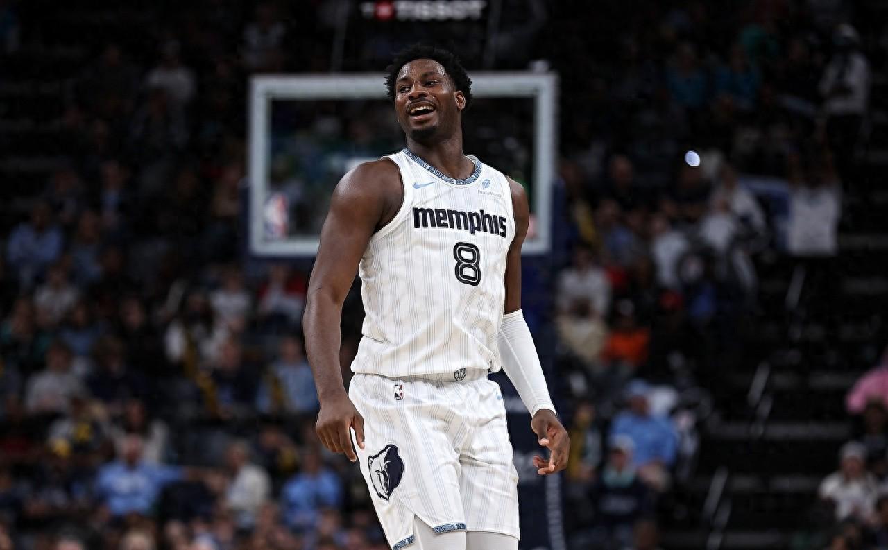 九游娱乐-灰熊送走核心，重建风暴席卷联盟，哈登下家浮出水面